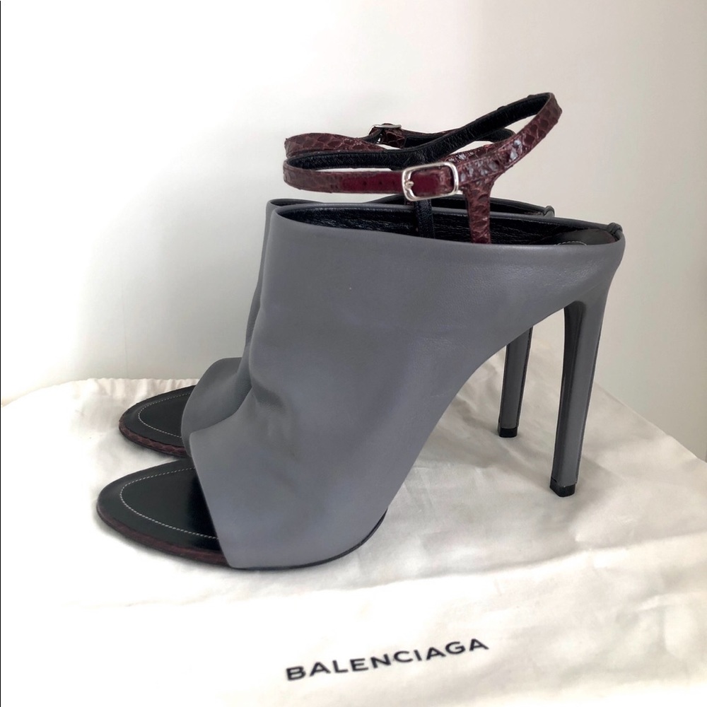BALENCIAGA GLOVE OPEN TOE HEELS